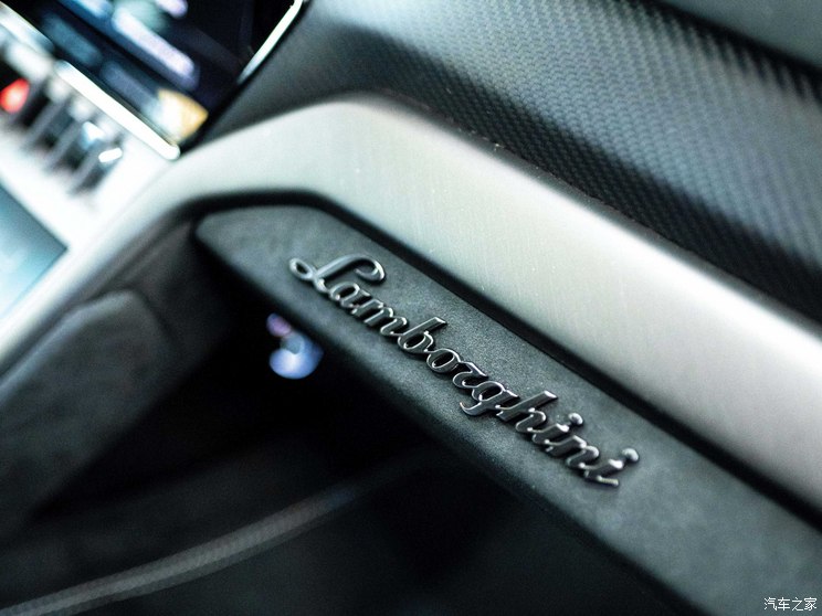Lamborghini Urus 2022 4.0T V8 Performante Lamborghini Urus 2022 4.0T V8 Performante